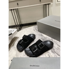 Balenciaga Slippers